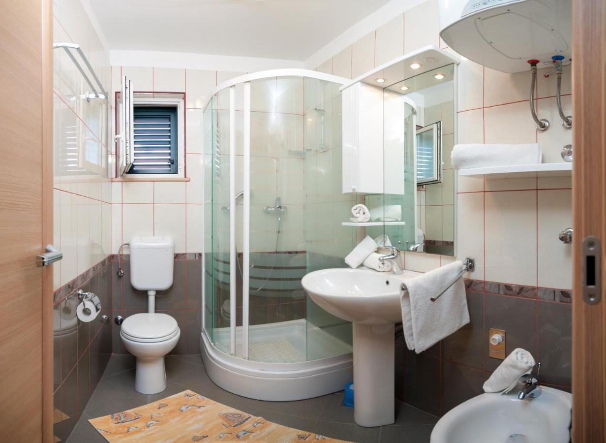 Apartments By The Sea Postira, Brac - 15242 Luaran gambar